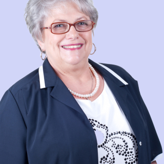 Dr. Radó Júlia
